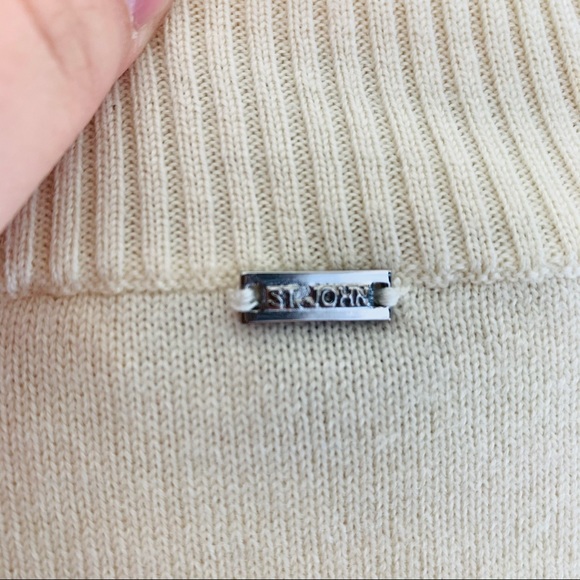 ST. JOHN // Mock Neck Color Block Wool Sweater - Picture 7 of 9